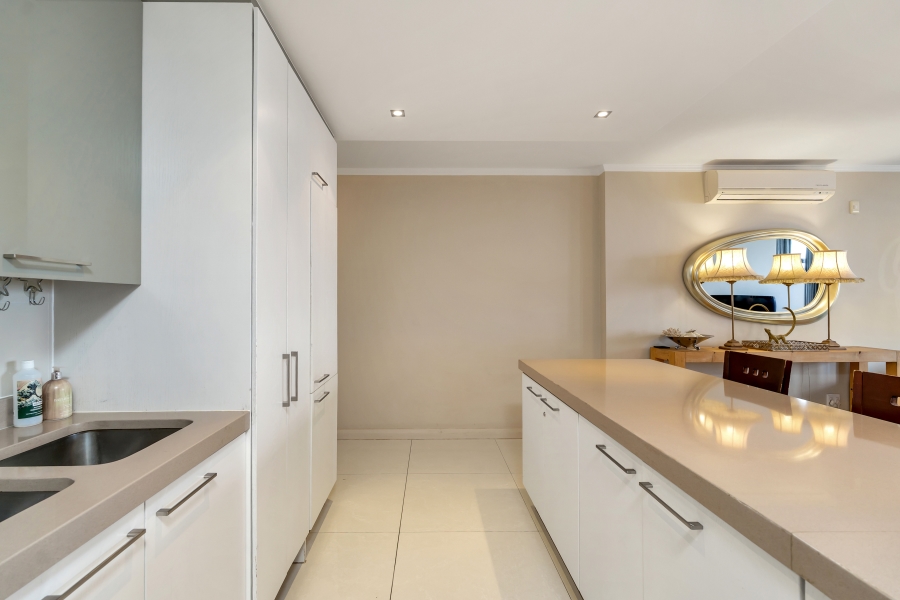 To Let 3 Bedroom Property for Rent in Camps Bay Western Cape